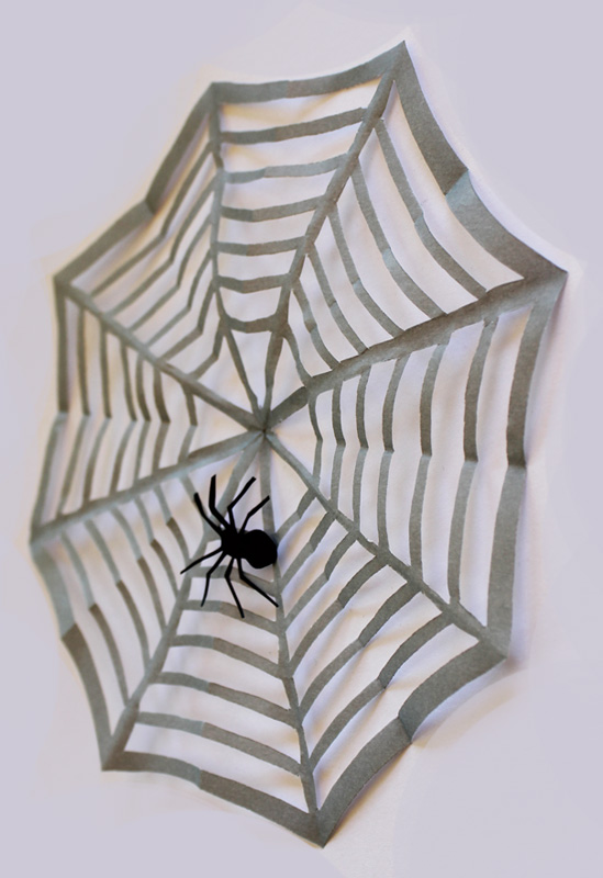 Halloween Spinnennetz aus Papier